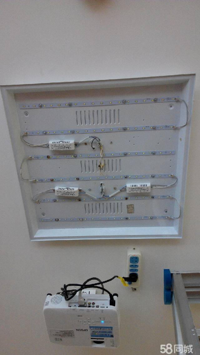 专业灯具安装与维修,维修水管水龙头电灯插座开关电路洗脸盆马桶空调热水器等,安装各种灯具,水管水龙头漏水维修,水龙头三角阀断在墙里快速维修,洗脸盆马桶漏水维修,洗脸盆脱落维修,马桶安装与更换,电灯不亮维修,插座没电维修,插座安装布线,电路漏电短路没电维修,空调热水器拆装维修。服务热线;18750126391.