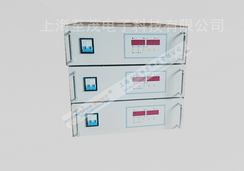 900V50A高压可调直流稳压电源可调开关电源 至茂电子 直流恒压恒流电源-大功率开关电源-可调测试老化电源-直流可调开关电源,直流稳压电源,直流稳压电源的控制芯片是采用目前比较成熟的进口元件,功率部件采用现国际上新研制的大功率器件,可调直流电源设计方案省去了传统大功率直流电源因工频变压器而体积笨重。与传统电源相比高频开关电源就较具有体积小、重量轻、效率高等优点,同时也为大功率开关电源减小体积创造了条件,此电源又称高频可调开关电源。可调直流稳压电源保护功能齐全,过压、过流点可连续设置并可预视,输出电压电流