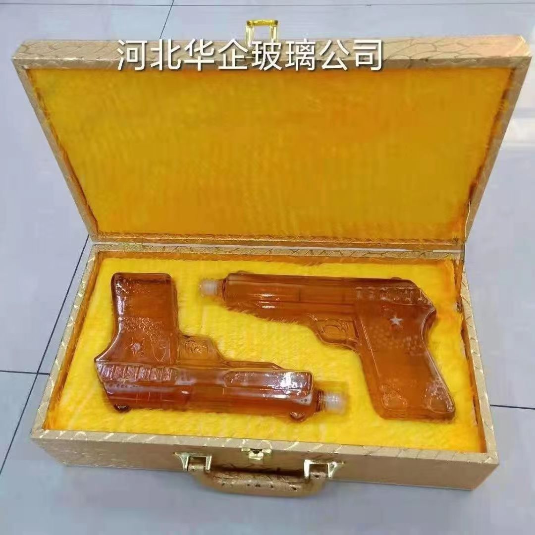 河间华企生产异形酒瓶手工艺酒瓶高硼硅玻璃酒瓶500ml