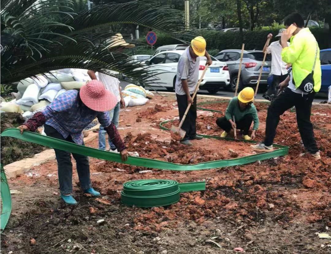 厂家供应景区园林绿化草石隔离带泰安市瑞曼塑业有限公司