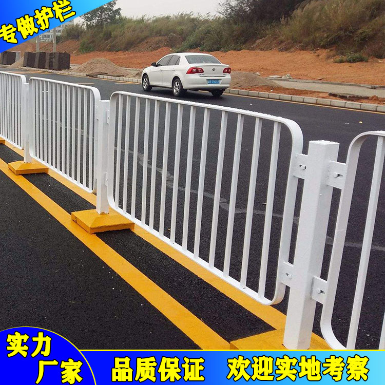 市政道路护栏交通隔离护栏道路公路防撞栏杆