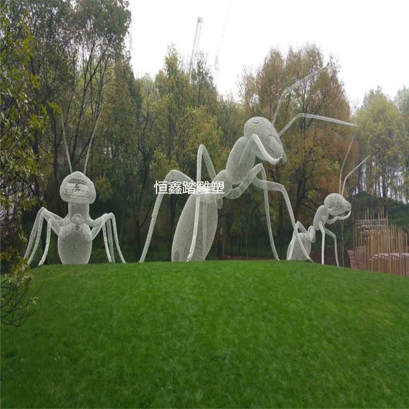 长沙售楼部小区草坪装饰喷漆不锈钢编织蚂蚁雕塑厂家报价