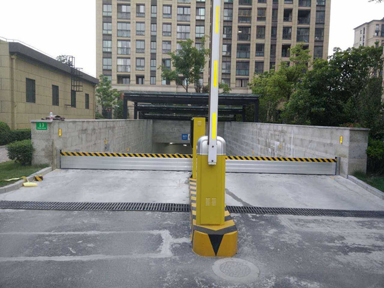 城市内涝新设备 挡水板的卡槽一体成型