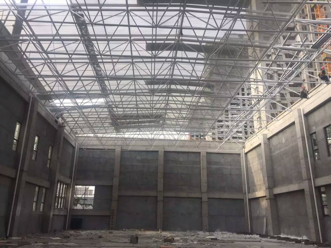 钢结构网架房顶顶蓬屋顶加工制造安装公司中七建设（山东）有限公司