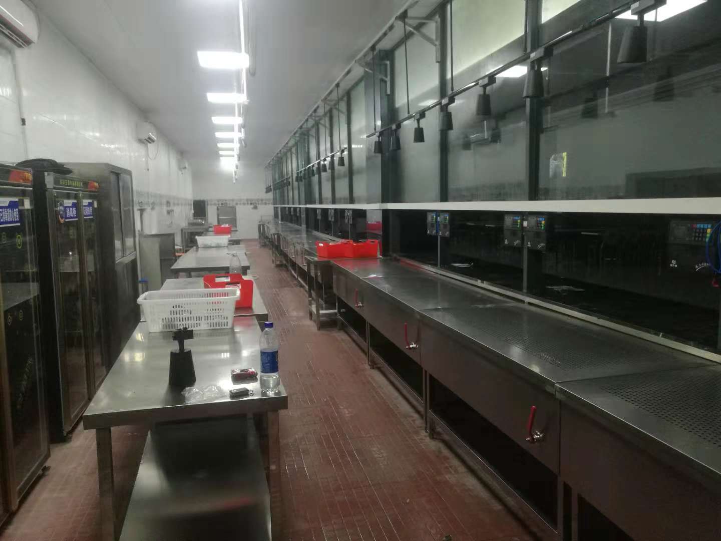 扬州雍隆酒店学校工厂食堂大型油烟管道清洗餐饮商用油烟机净化器风机