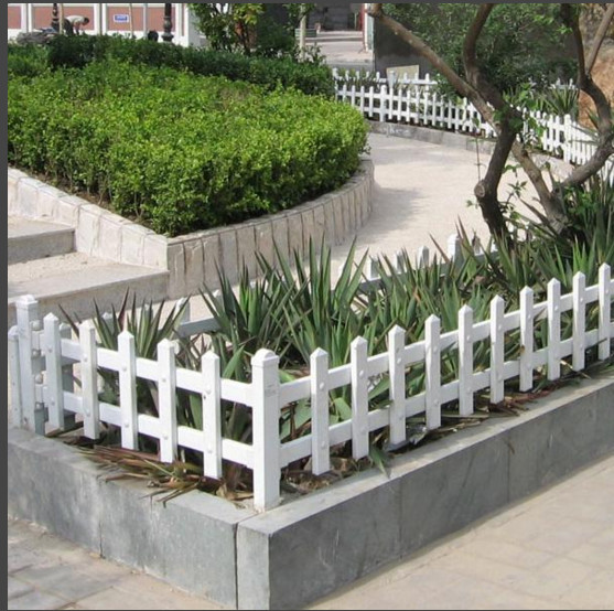 pvc草坪护栏塑钢护栏学校公园园林绿化带棚栏花坛花园护栏围栏