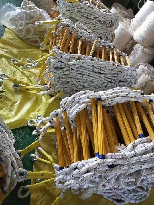 消防软梯 救援训练逃生绳梯高空作业安全绳梯