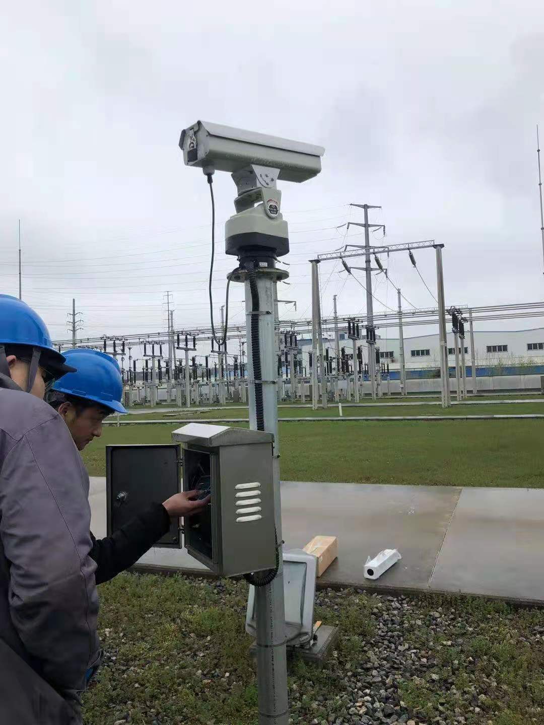 光伏电站风力激光驱鸟器太阳能供电