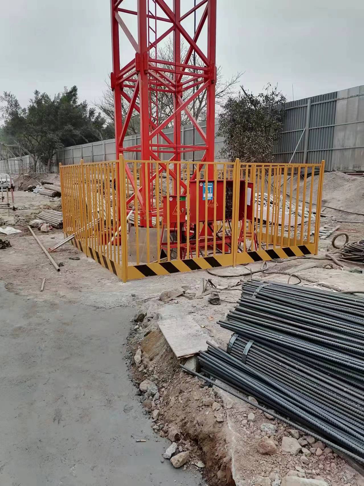 塔吊防护栏建筑工地塔吊防护棚组装式施工塔吊防护围挡安全围栏