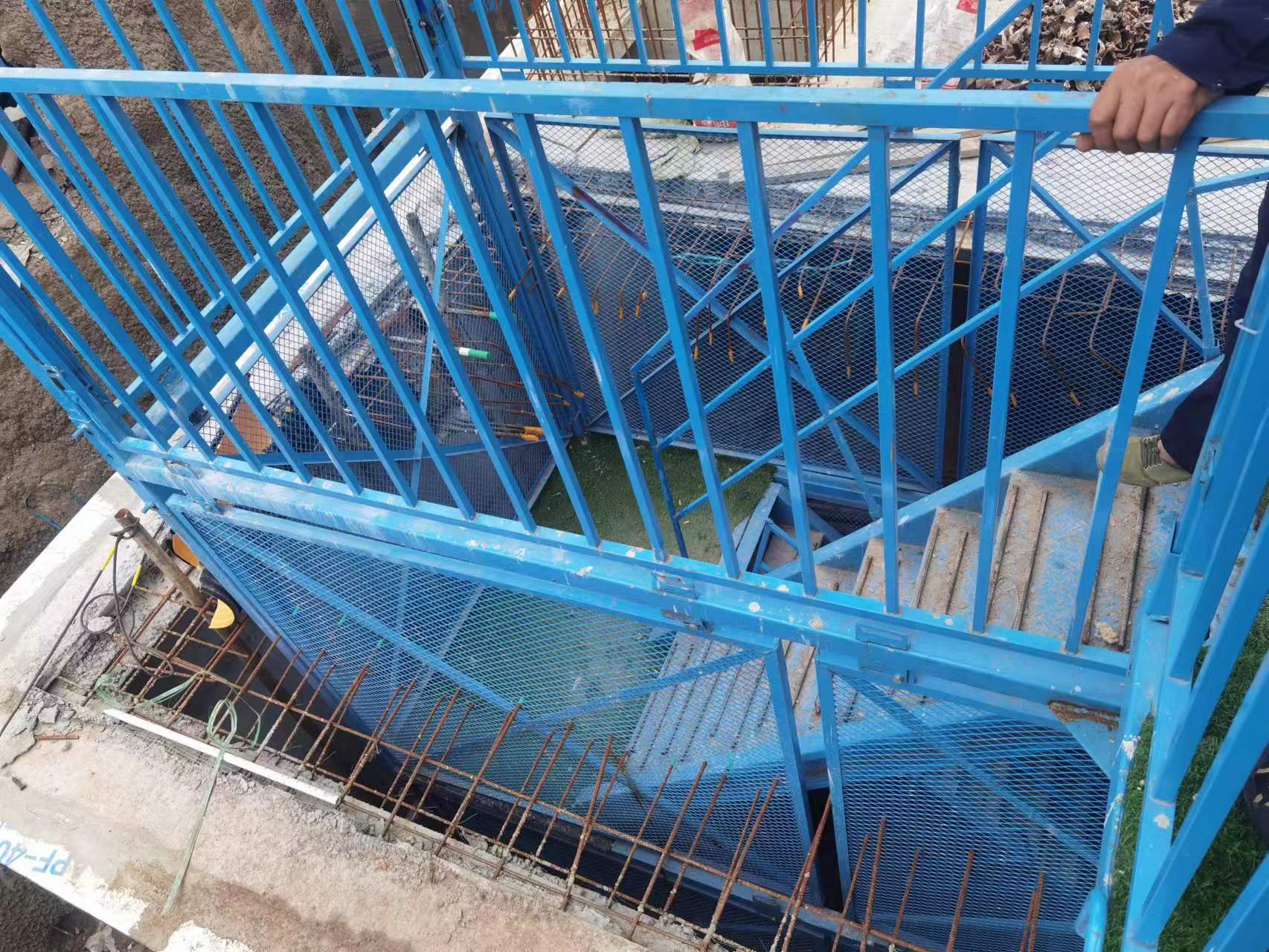 施工安全梯笼 组合式梯笼箱式梯笼爬梯建筑梯笼 基坑施工安全梯笼