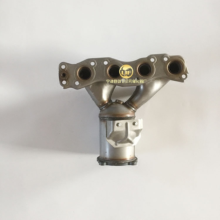 适用长安铃木天语SX4 雨燕1.3 1.5 1.6 1.8三元催化器保验车