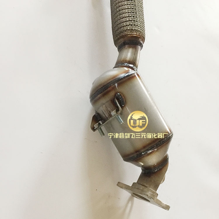 适用于大众新朗逸三元催化器汽车尾气净化器排气管保验车原装精品