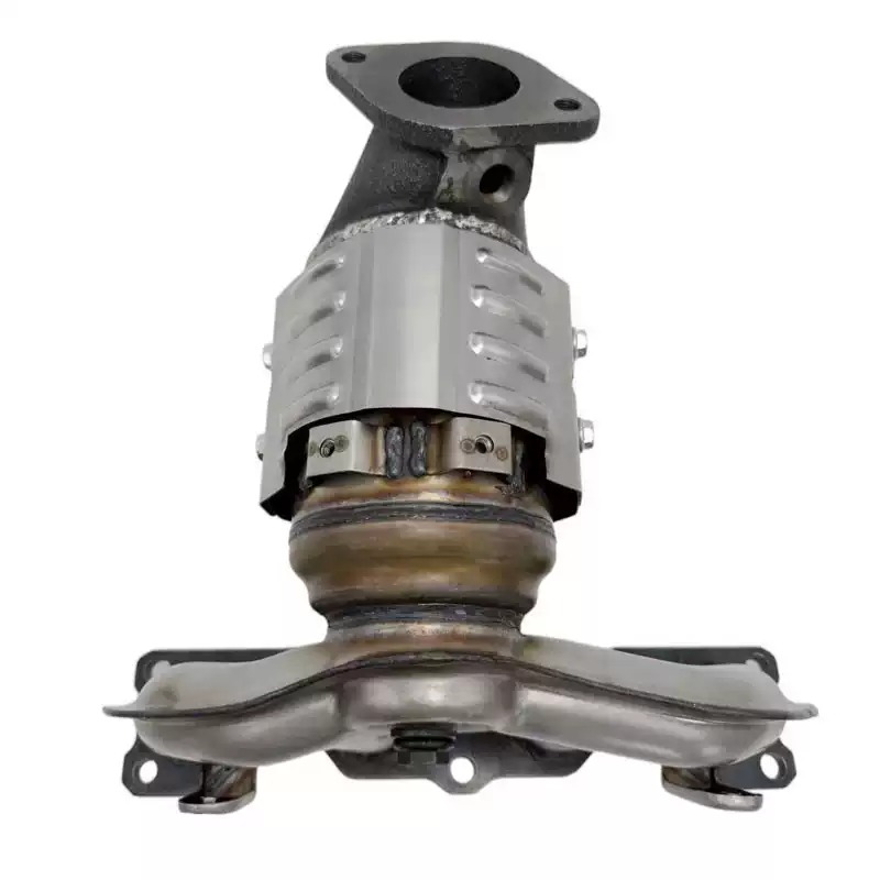 适用于现代新胜达 华泰圣达菲2.4 2.7三元催化器保年审尾气达标