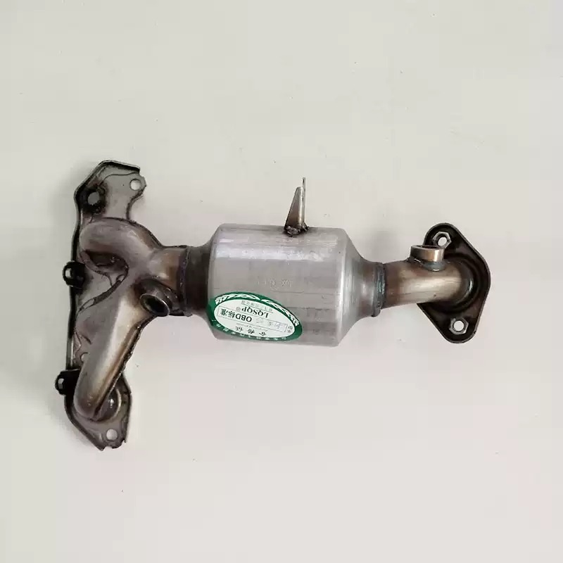 适用新款奥拓三元催化器汽车尾气净化器保年审原装精品排气管配件