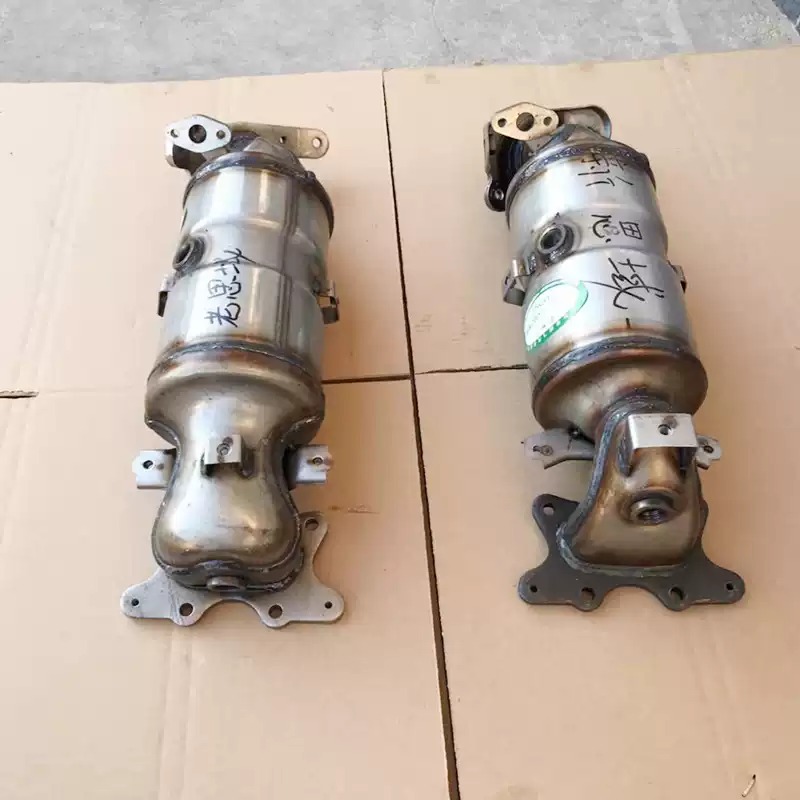 适用于本田思域 CRV 1.8 2.0 2.4雅阁三元催化器保验车原装精品