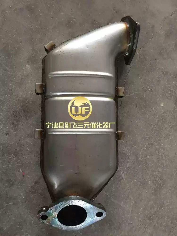 适用于江淮瑞风S5三元催化器汽车排气管净化器保验车灭灯原装正品