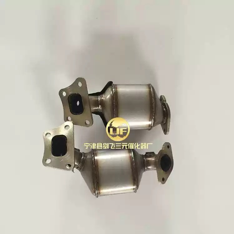 适用别克君威 君越 陆尊 GL8 3.0三元催化器汽车尾气净化器保年审