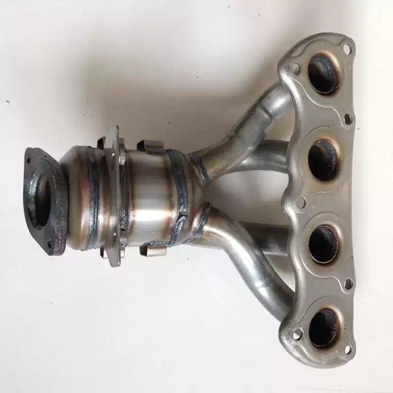 适用奇瑞瑞虎3三菱机1.6瑞虎VVT发动机三元催化器原装排气管配件