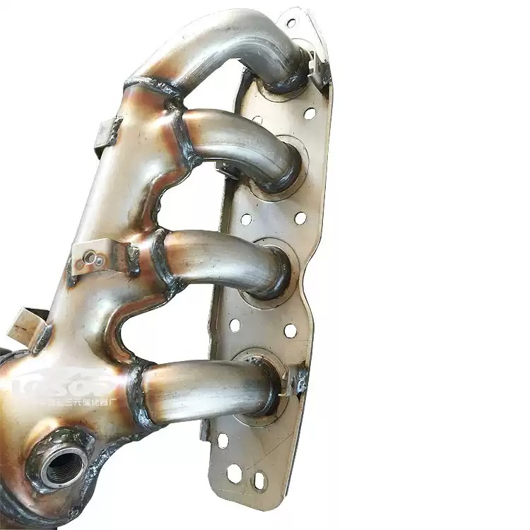 适用于长安欧诺1.3 1.5三元催化器汽车尾气净化器保验车原装精品