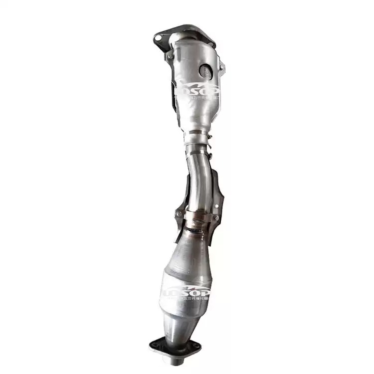 适用于尼桑骐达1.6 2.0颐达 轩逸 骊威 阳光三元催化器保年审精品