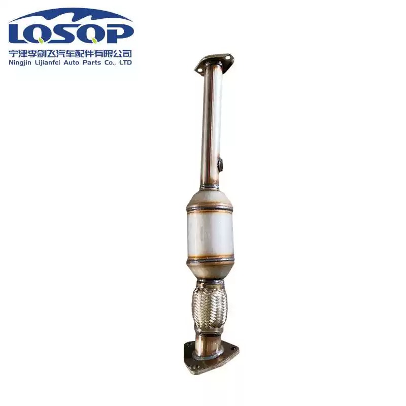 适用五菱荣光1.2 1.5 6371 6376 6400 6388 6390 鸿途三元催化器