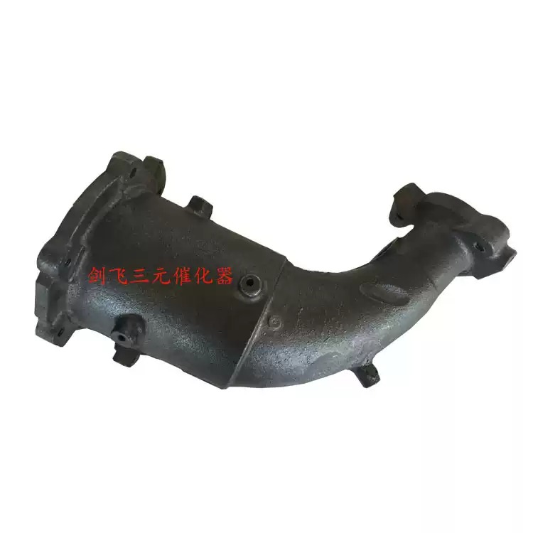 适用于天籁2.3前铸件三元催化器汽车排气管净化器保验车原装配件