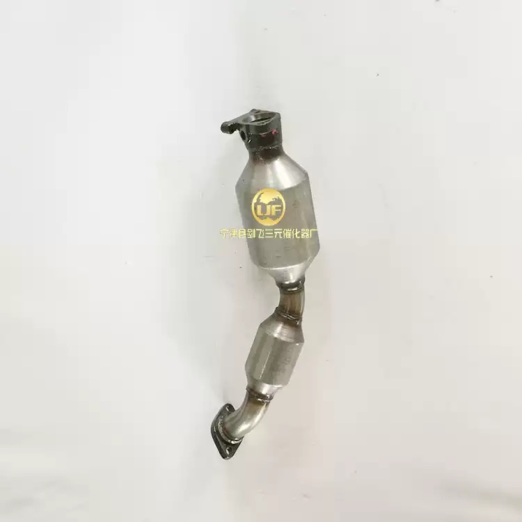 适用于东南得利卡双包三元催化器汽车排气管净化器保验车精品