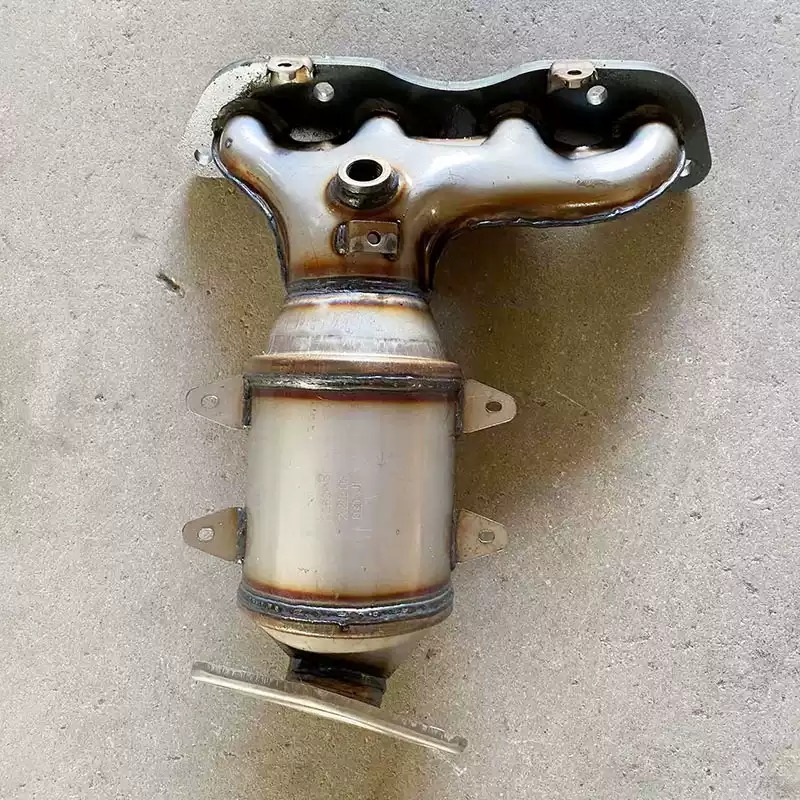 适用比亚迪速锐F3 L3 1.5三元催化器汽车尾气净化器保年审