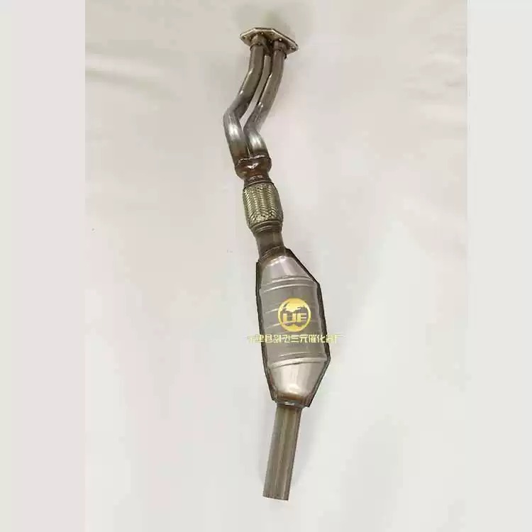 适用于大众帕萨特B5 1.8三元催化器汽车尾气净化器保验车精品