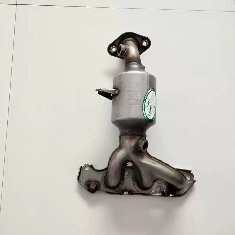 适用新款奥拓三元催化器汽车尾气净化器保年审精品排气管配件