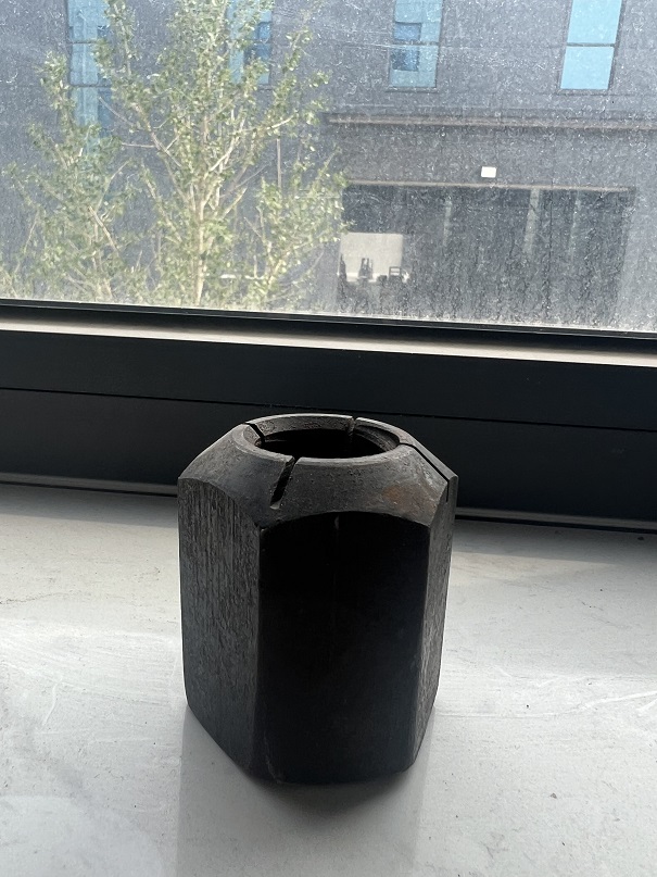 精轧螺母锚具
