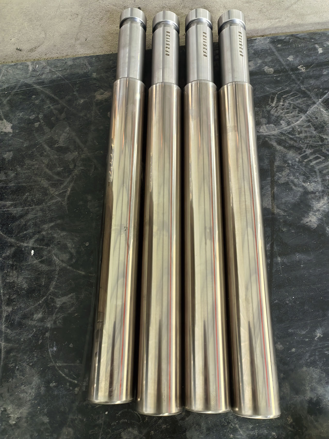 青峰通用制造供应50*535注水泵柱塞 耐磨防腐硬度高 使用寿命长