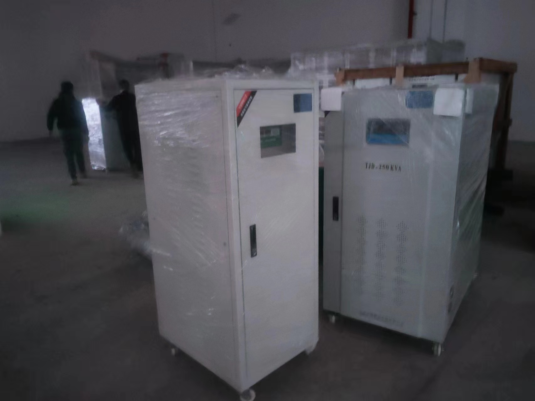 稳压变压器一体机   稳变一体机200KVA     选腾骏达