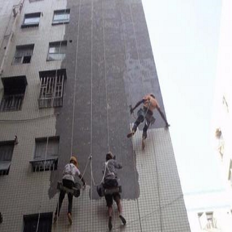 石碣防水补漏，附近修房屋漏水认准华展防水 免费上门查勘报价