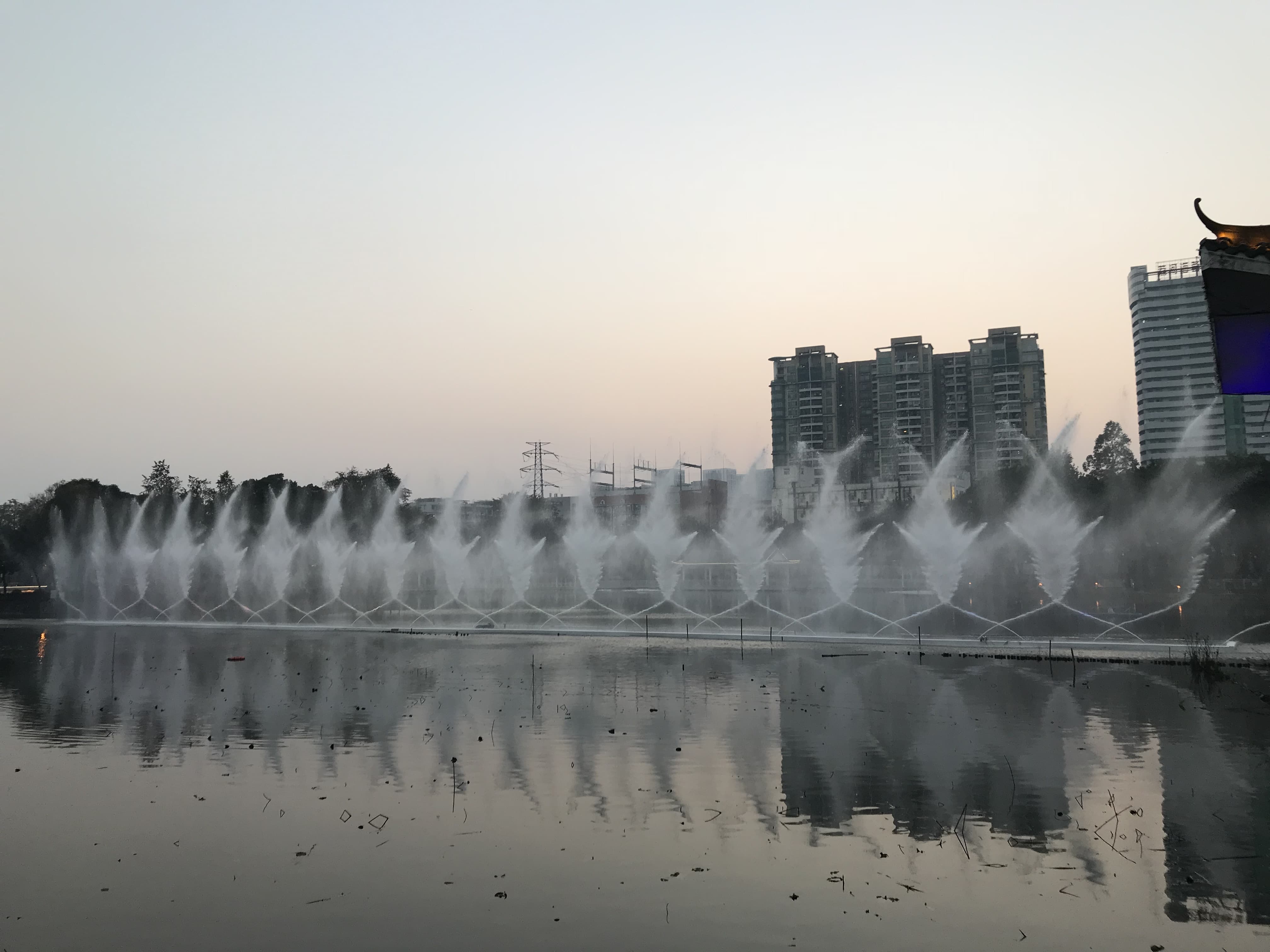 广州荔湾湖音乐喷泉工程