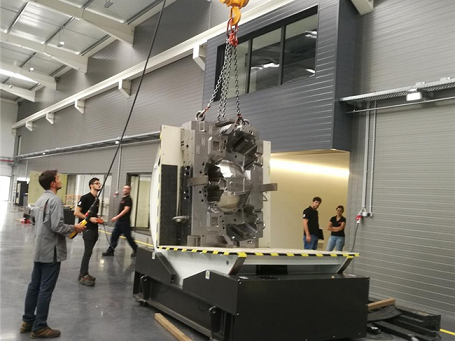 葡萄牙客户验收合模机