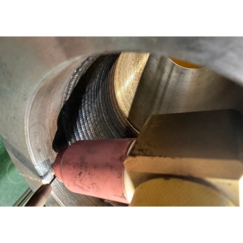 内孔轴堆焊修复