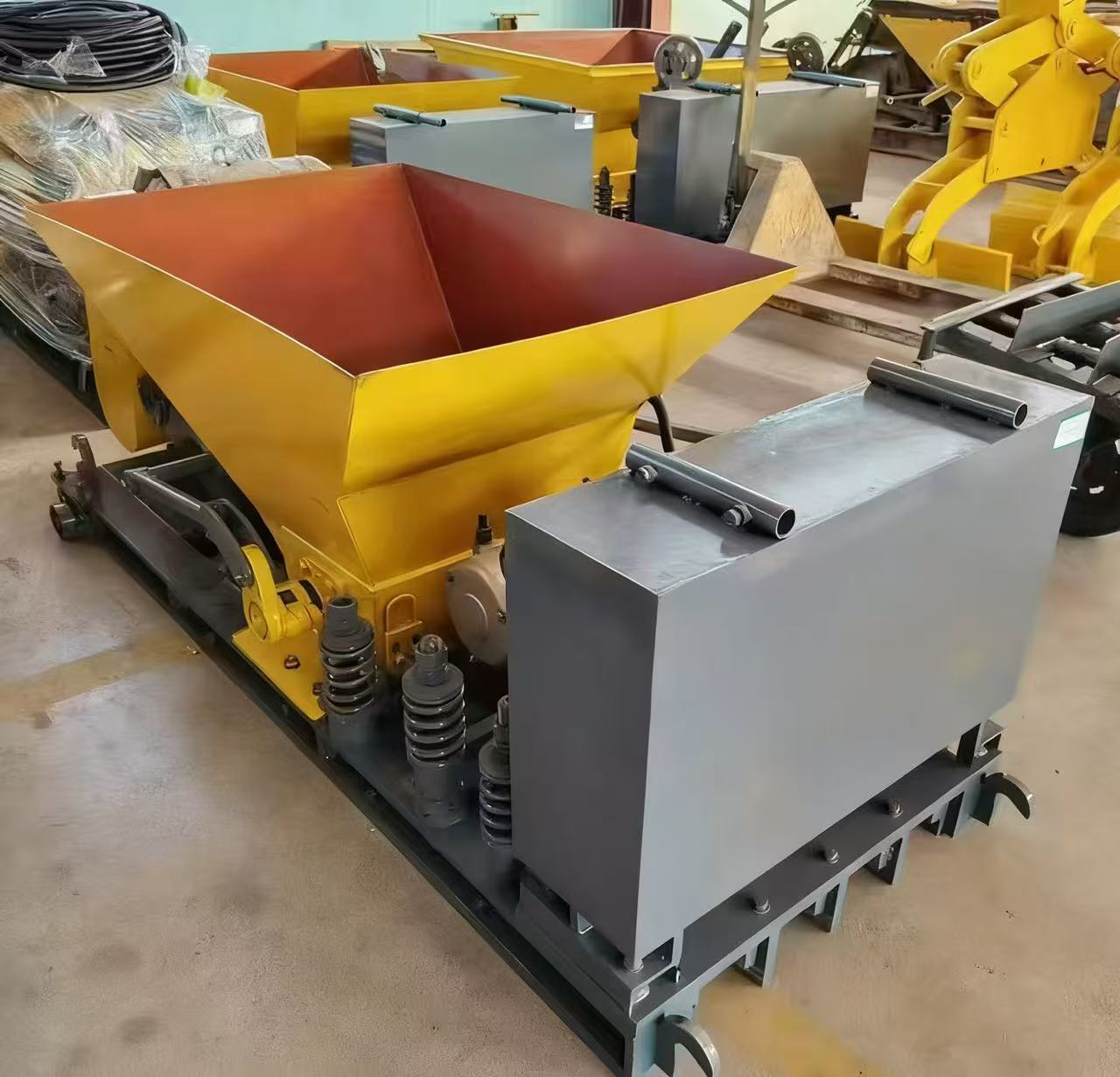 左右出槽围墙立柱机