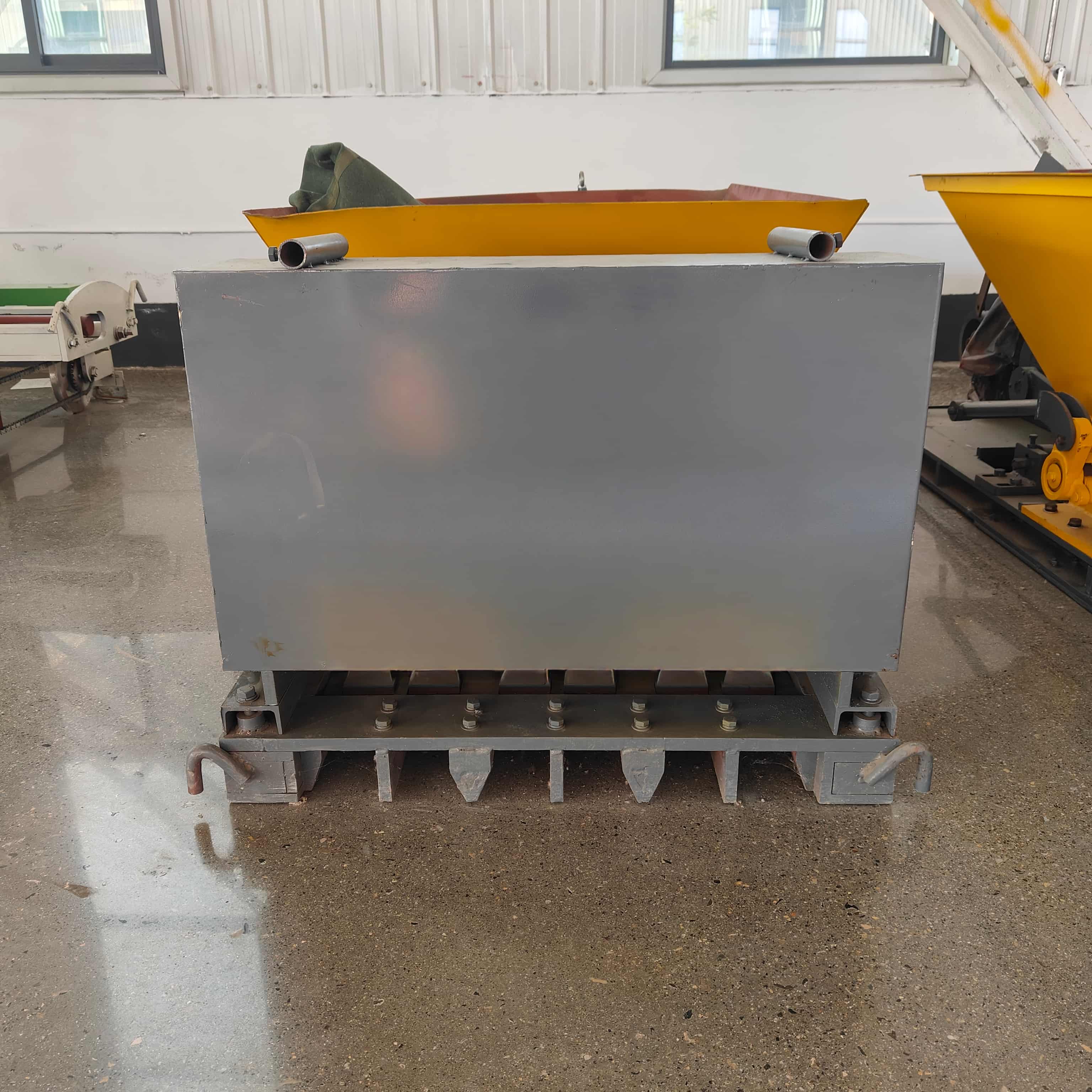 单边斜边檩条机