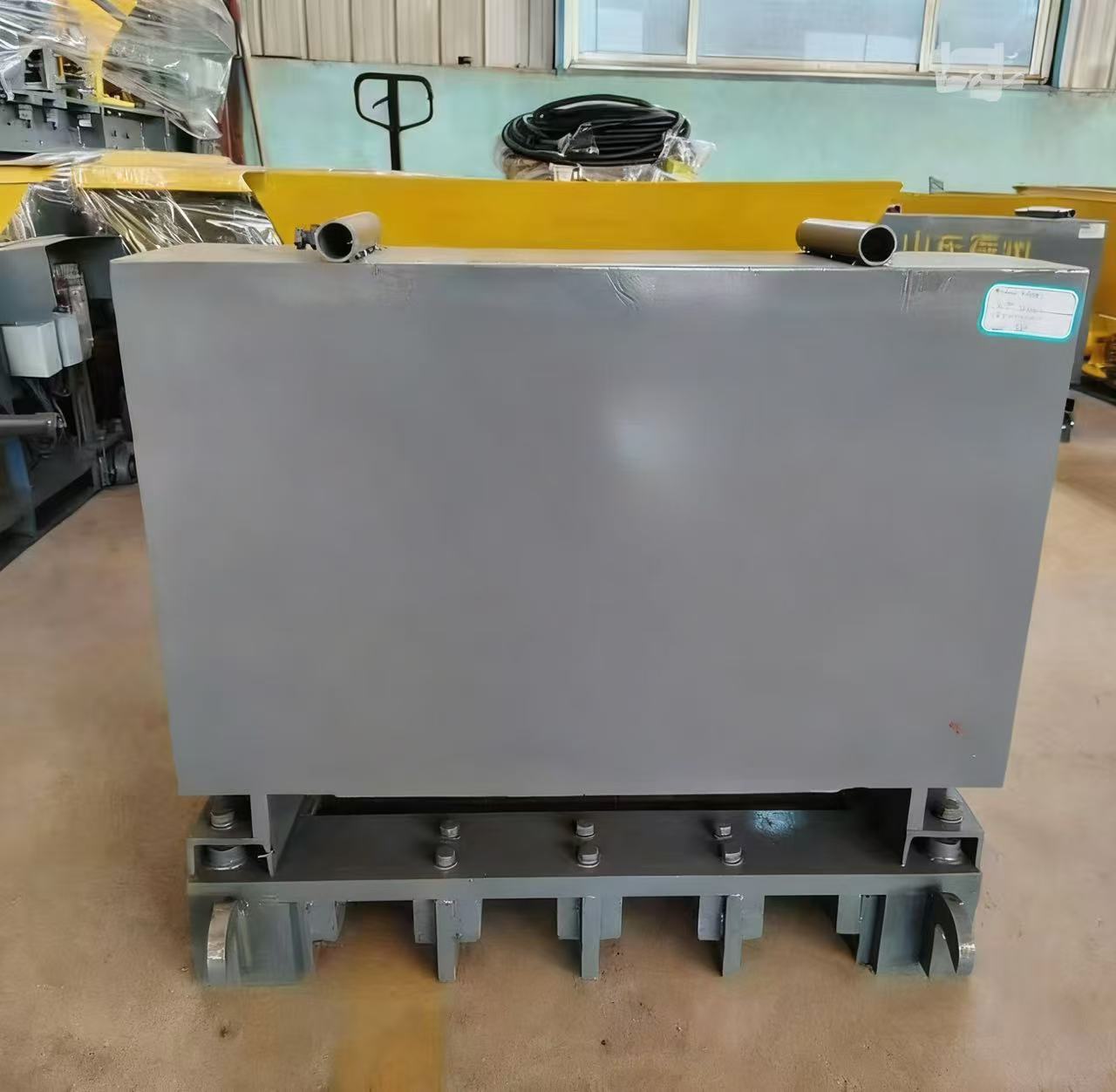 左右出槽围墙立柱机