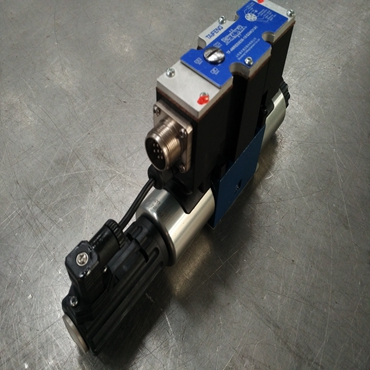 山东泰丰供应TLCF032-2WRCD-1X/SG24V 型双主动型比例二通插装阀