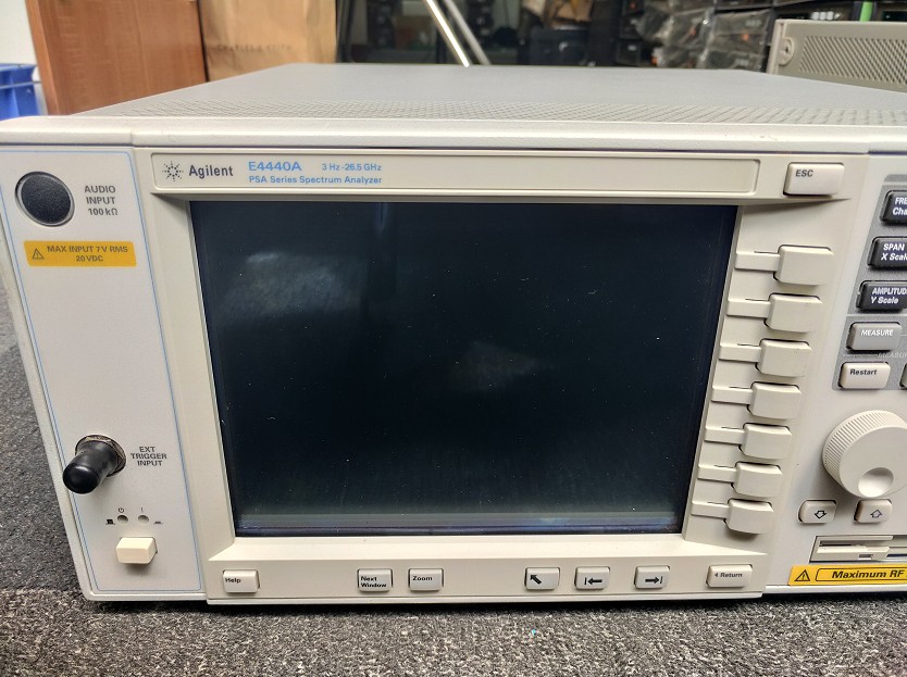 安捷伦Agilent E4440A频谱分析仪租售/回收