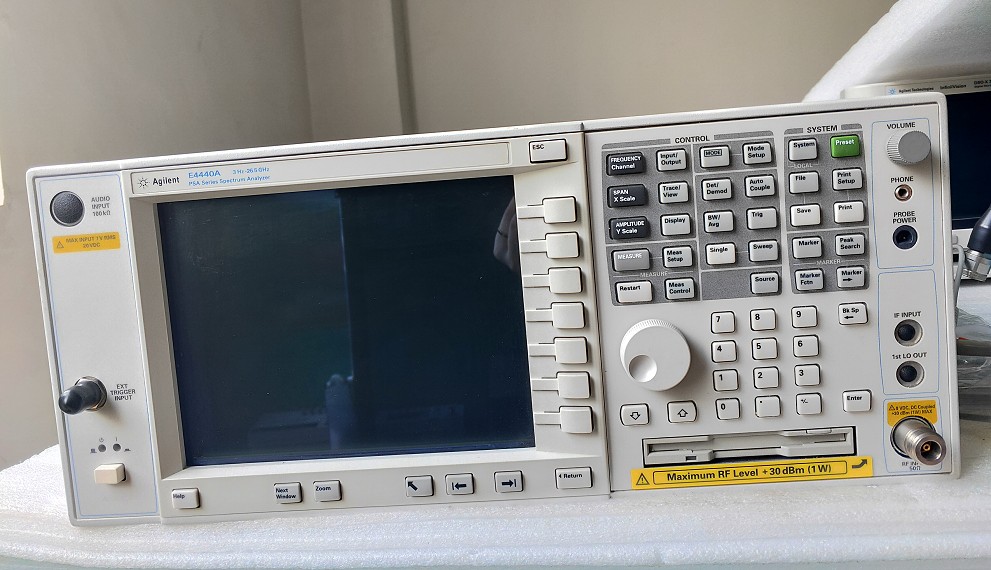 安捷伦Agilent E4440A频谱分析仪租售/回收