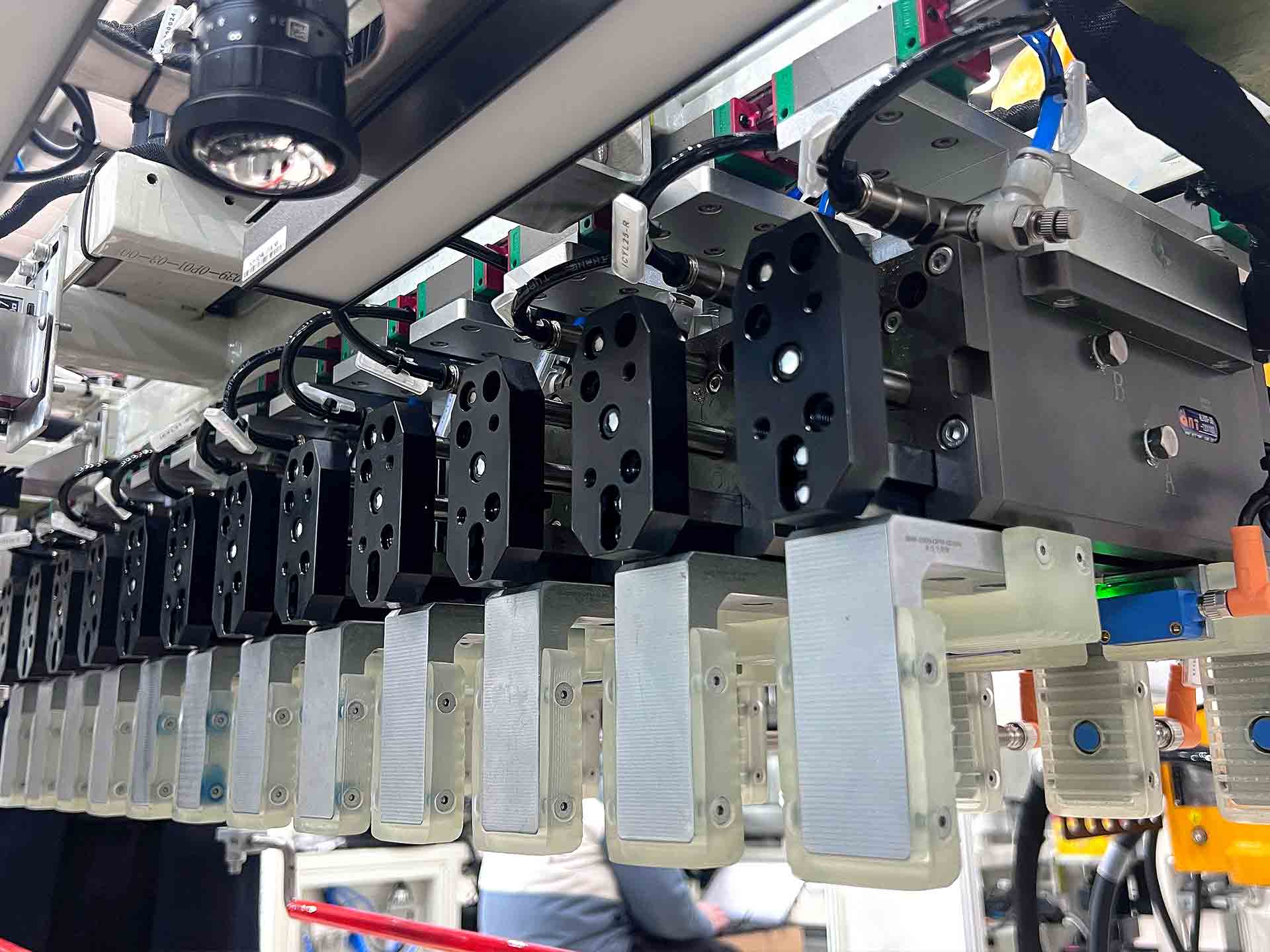 新能源电池行业08