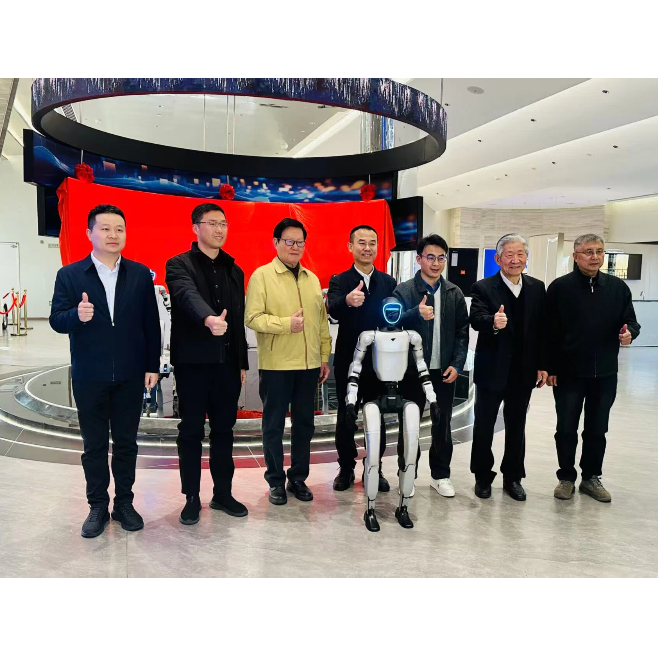 名家邀约、品牌背书、大咖演讲咨询服务机构