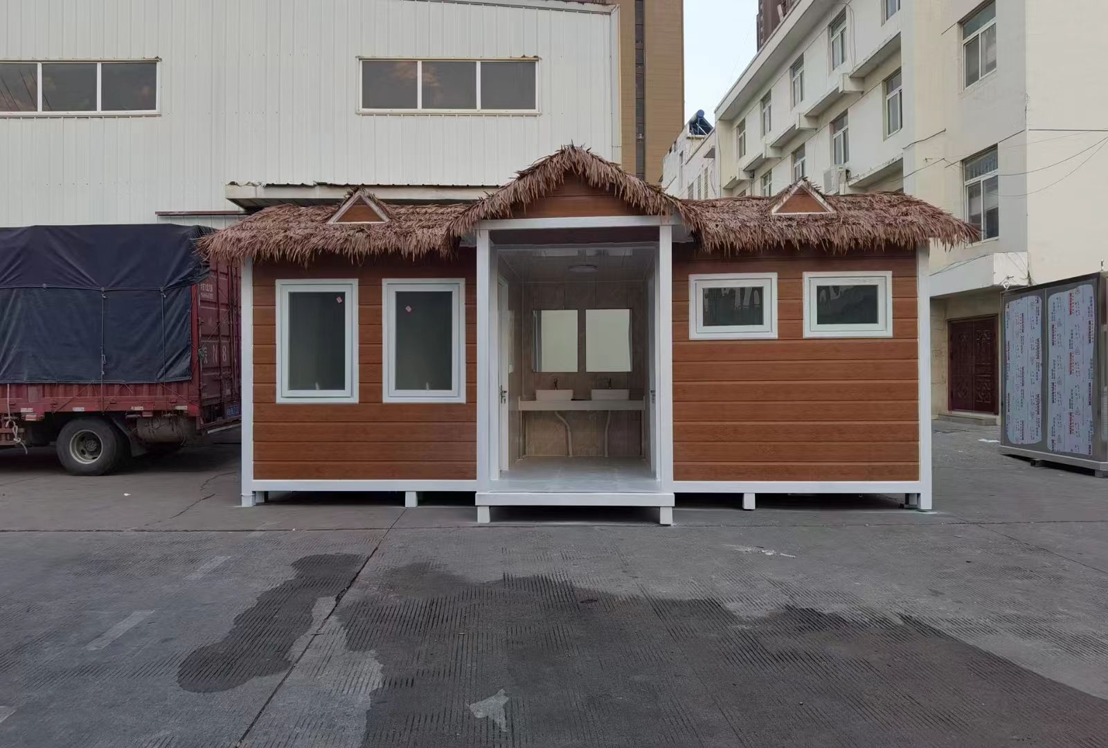 移动公厕