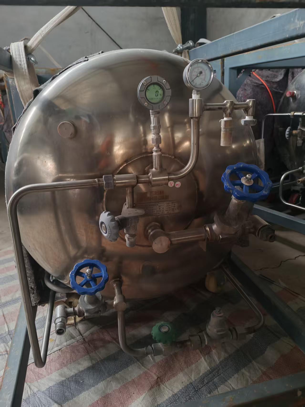 液氧储存罐