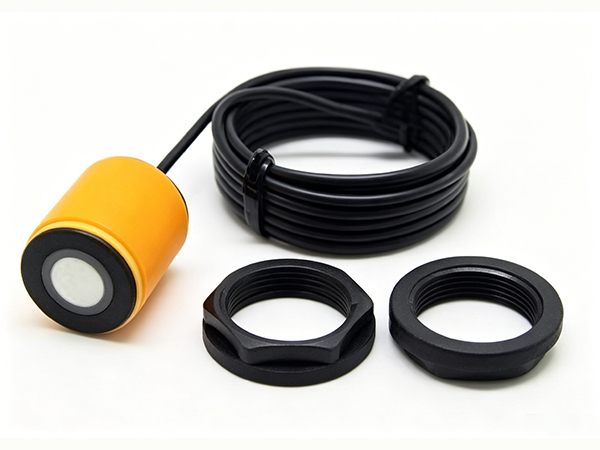 300F30TR-1 超声波传感器
