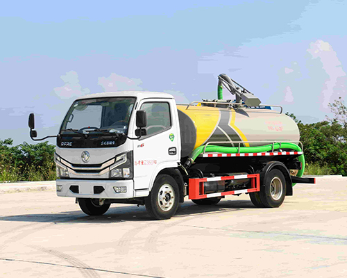 小多利卡吸粪车
