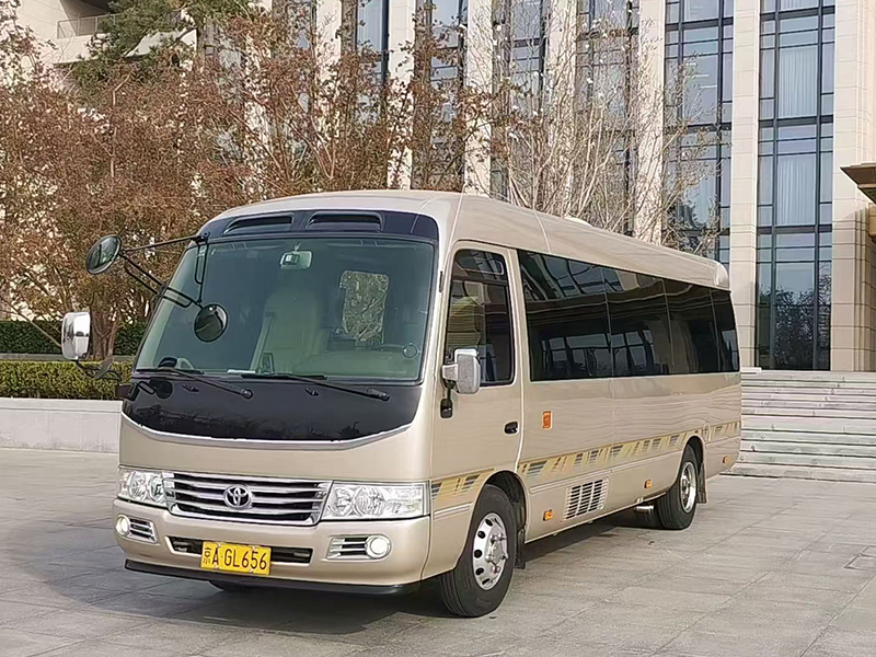 丰田考斯特